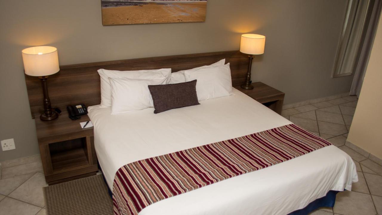 Premier Hotel The Richards Richards Bay Exteriör bild